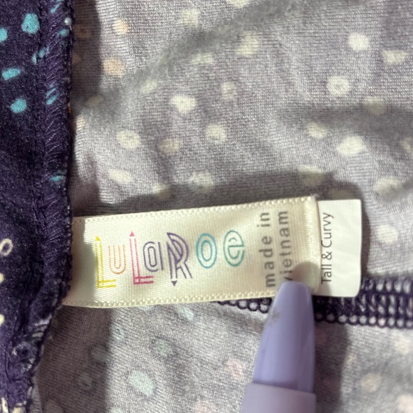 Lularoe women’s tall and curvy leggings - Picture 12 of 13